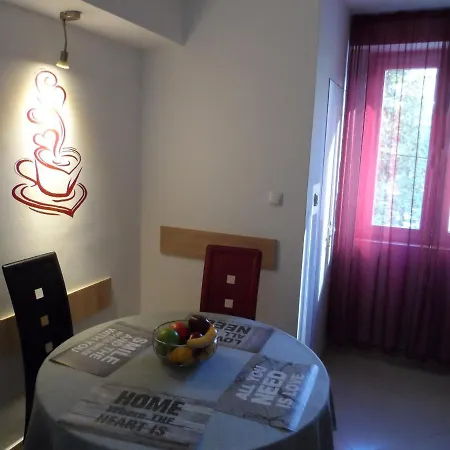 Apartment M@d