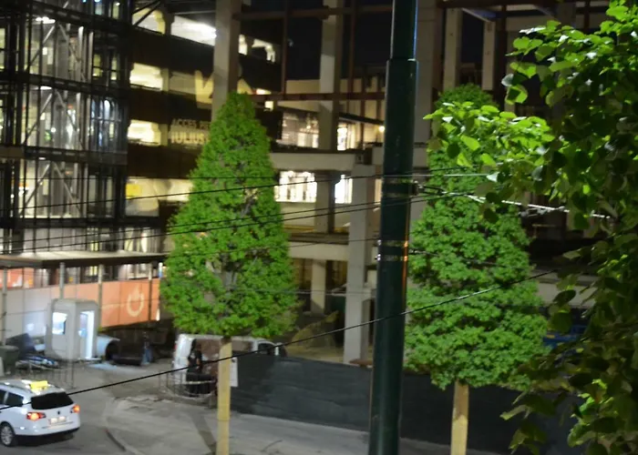 Апартаменты M@d *