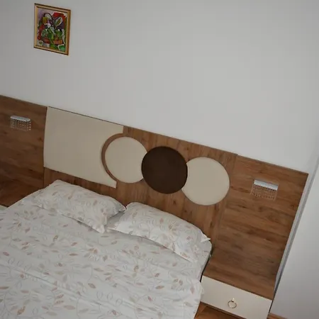 M@d